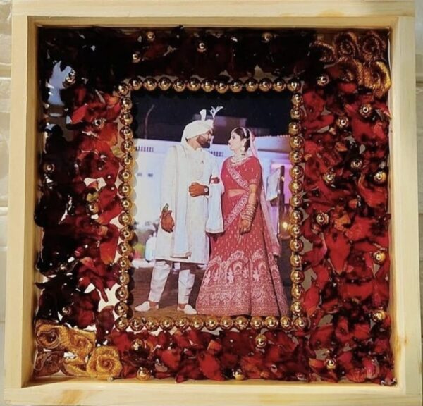 Resinarticrafts Resin Garland Preservation