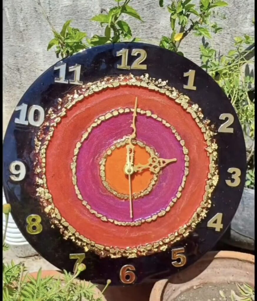Resinarticrafts resin wall clock