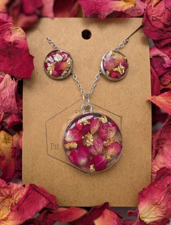 Resinarticrafts Resin Rose Pendant & Earrings