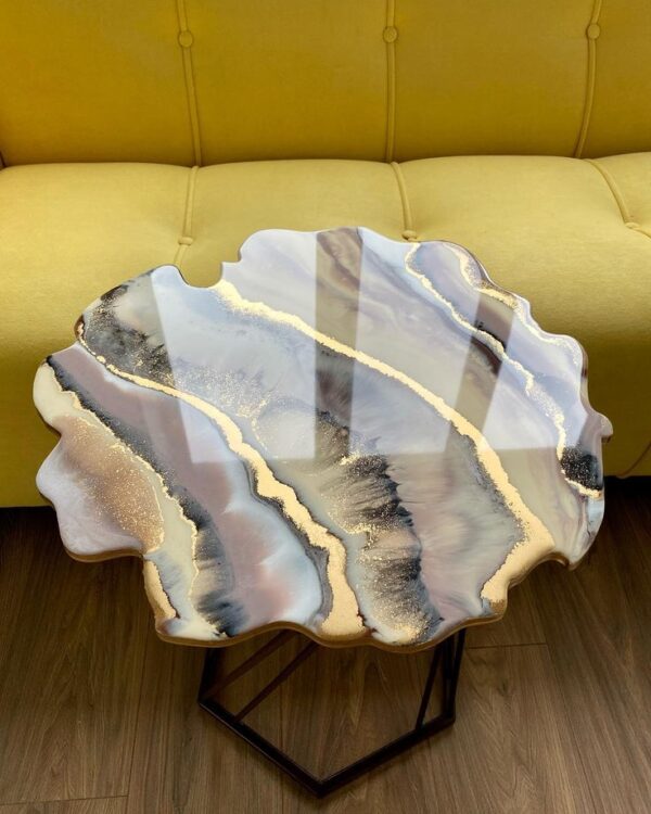 Resinarticrafts Resin Geode Corner Table